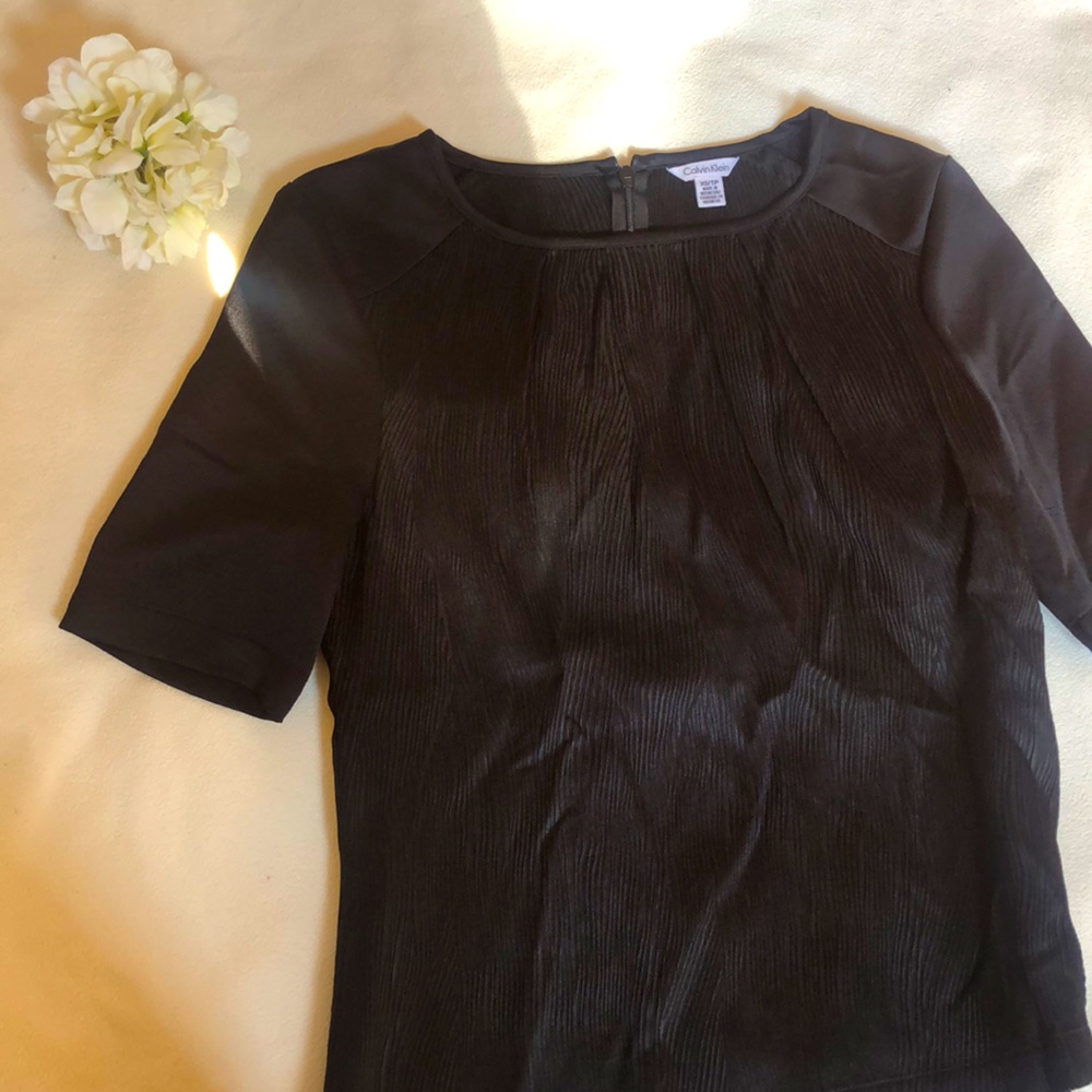 Black Women’s Calvin Klein Detailed Blouse